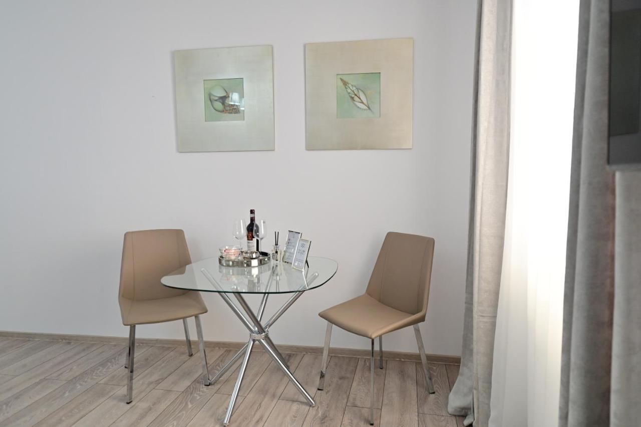 Apartments In The Heart Of Сибиу Екстериор снимка