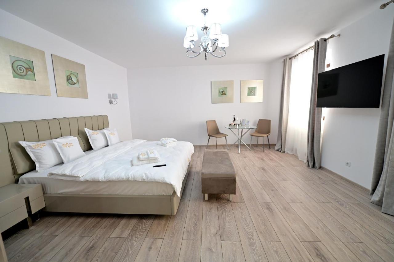 Apartments In The Heart Of Сибиу Екстериор снимка