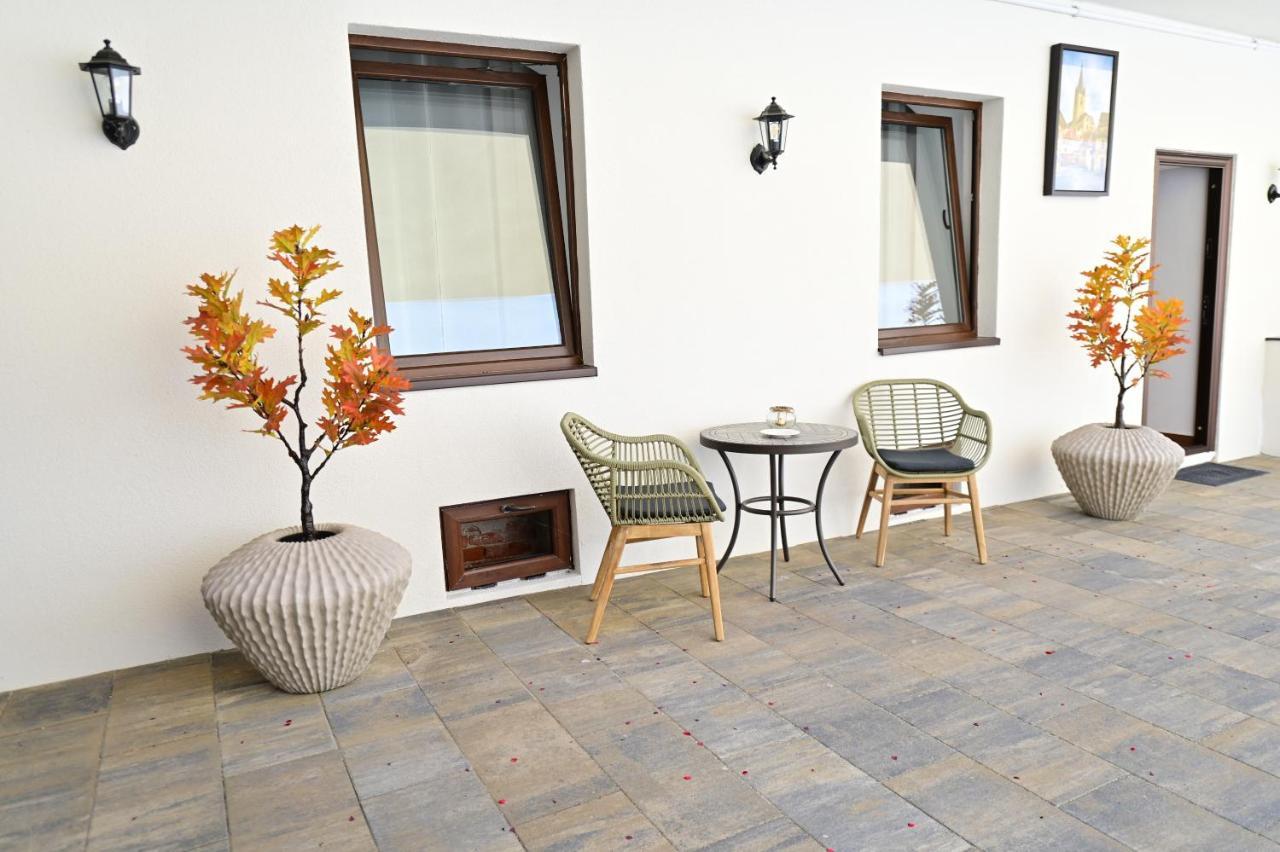 Apartments In The Heart Of Сибиу Екстериор снимка