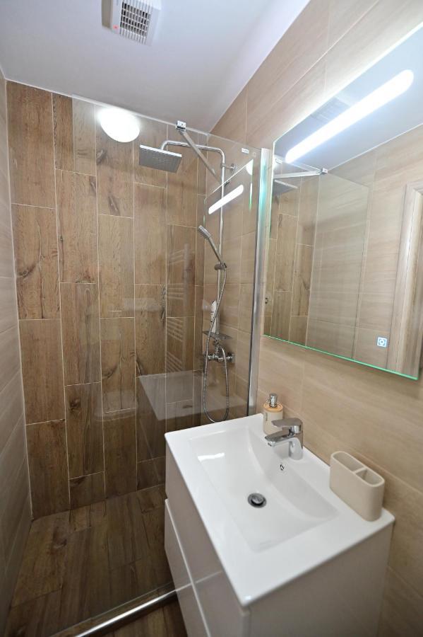 Apartments In The Heart Of Сибиу Екстериор снимка